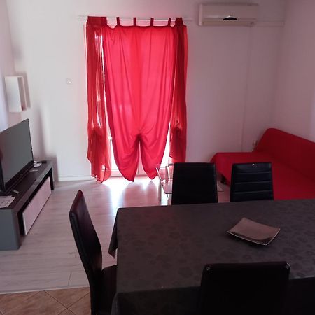 Apartmani Ivana Lopar Pokój zdjęcie