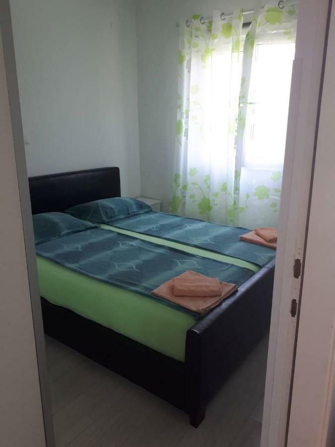 Apartmani Ivana Lopar Zewnętrze zdjęcie