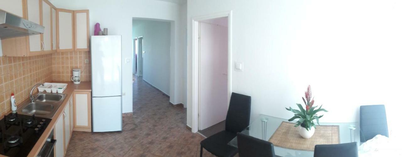 Apartmani Ivana Lopar Zewnętrze zdjęcie